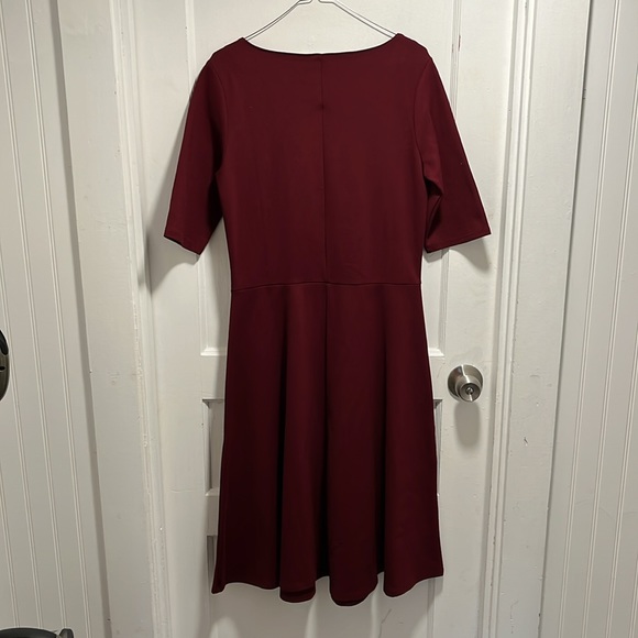 Modeway Dress - Picture 5 of 16